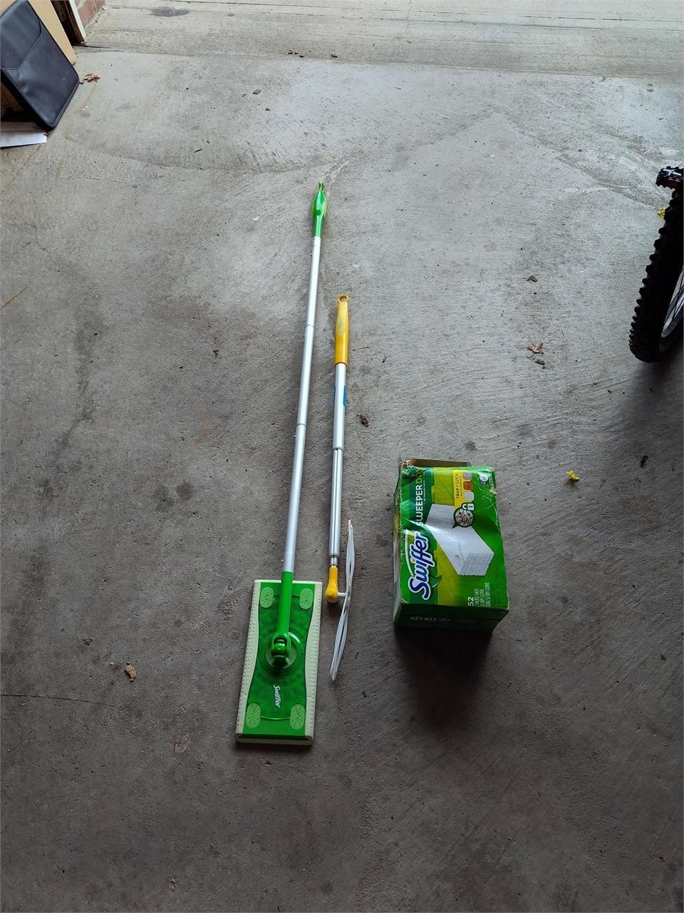 Swiffer w/ Open Box of Pads and Duster