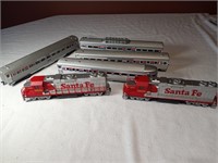 HO Scale Train Santa FE & Amtrak Plus Misc.