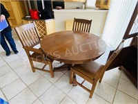Stickley Arts & Crafts Table & 6 chairs & 2 leafs