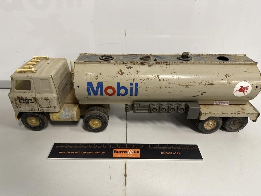 Original Mobil Tin Toy Truck - L550mm
