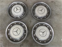 4 x MERCEDES BENZ Hub Caps