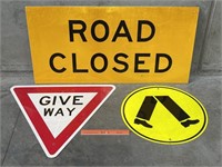 3 x Road Signs - Largest 1210 x 600