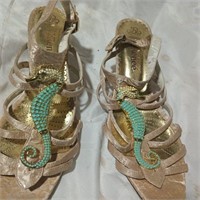 J Renee seahorse women sandals size 10m