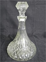 DECANTER Vintage Diamond Cut Glass Pattern