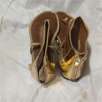 kali Golden women sandals size 11
