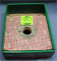 Mixed group of vintage 45 RPM records