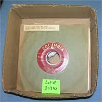 Mixed group of vintage 45 RPM records