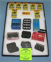 Vintage razor blades and accessories