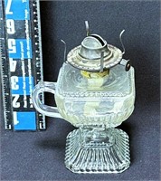 Old Finger oil lamp 7” no Chimney