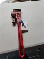 18" Fuller pipe wrench