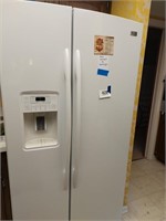 GE side-by-side refrigerator, 20 cu ft,