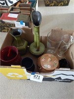 Lot of vases and a cookie jar