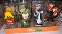 Looney Tunes a drinking Glasses (12)