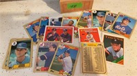 Topps Assorted Baseball Cards, Few Hockey Cards