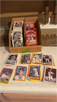 Donruss and Topps Assorted Baseball Cards (2)
