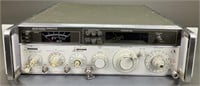 HP 8640B Signal Generator Opt 1 and 2
