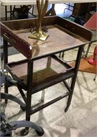 Vintage tea cart / bar cart with two pull out