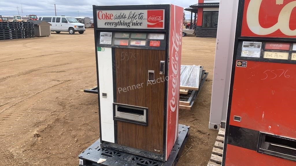 Vendo Coke Vending Machine