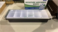 Condiment/ bar caddy box with six holders    1