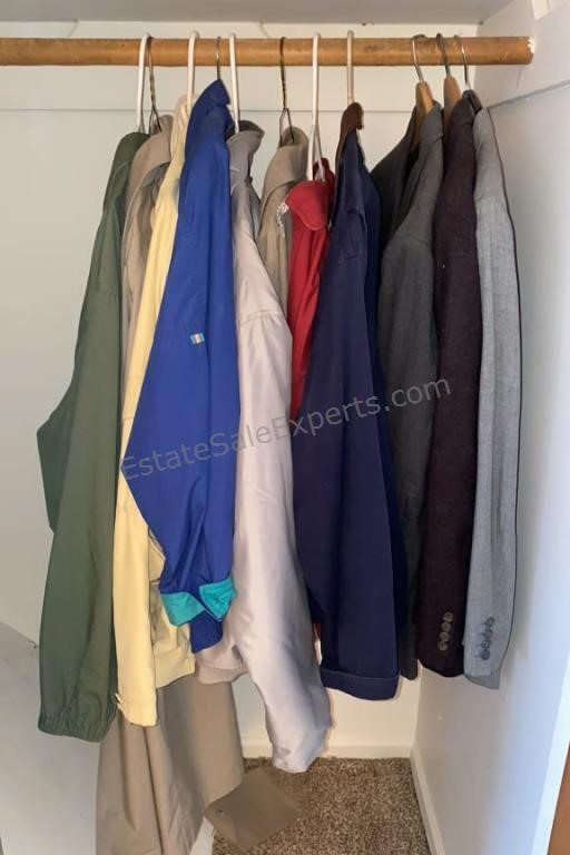 Comtents of Closet Mens Jackets & Sport Coats