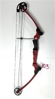 Genisis red compound bow