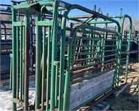 Steel Livestock Chute w/Self Catching Headgate