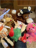 Box lot of stuffed animals