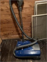Kenmore vacuum tested and works