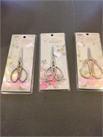 Embroidery heirloom scissors. 4" new in package