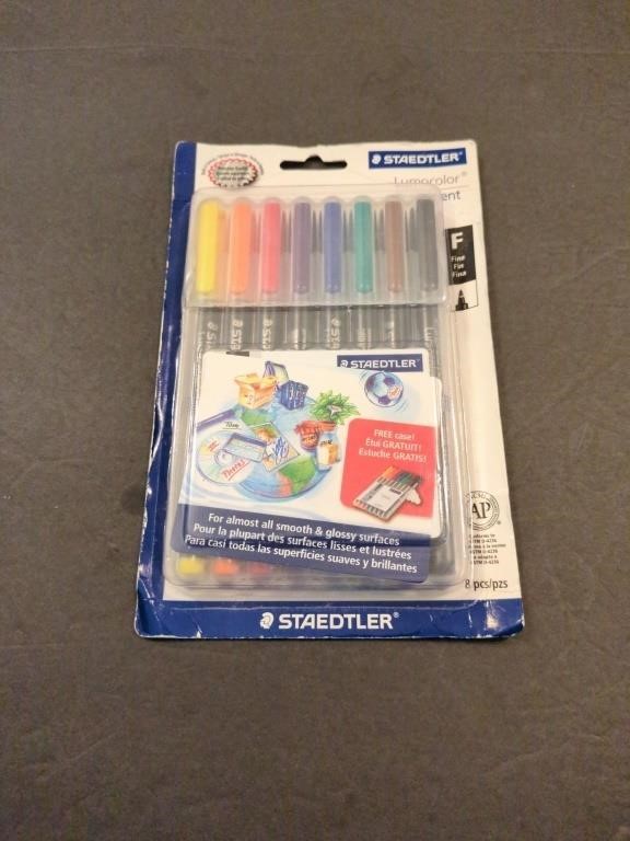 Staedtler permanent art color fine pens