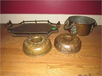 Metal tray and pots
