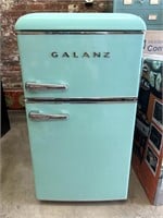 Retro Inspired Galanz Mini-Fridge and Freezer 19”
