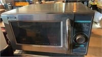Sharp Commercial Pro Microwave Oven works