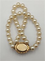 Vintage Pearl Bracelet w/Aurora Borealis Accents