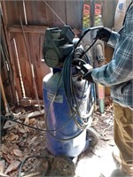 Working 5hp 26 gallon air compressor