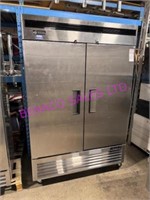 1X, 54"X83"T EFI F2-54VC 2DR S/S PORTA FREEZER