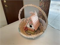 Bird house basket