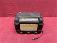 Retro Sentinel Brand Tabletop Radio, 7.25 x 12 x
