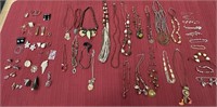 19 Necklaces: 10 Bracelets
