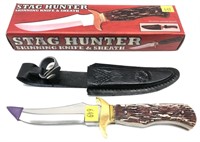 Stag hunter skinning knife and sheath in box