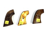 Lot, 3 assorted wood grips