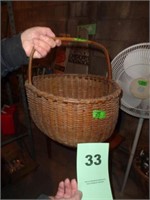 Handled wicker basket
