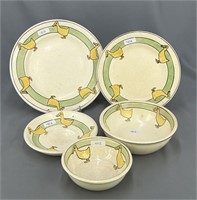 Roseville Juvenile Goose 2 plates & 3 bowls