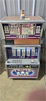 Triple Stars Slot Machine. Lights up. Did not