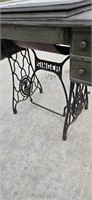Singer Sewing Machine Table, Machine does not work