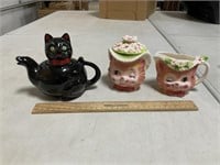 Japanese Kitten Teapot and Creamer/Sugar