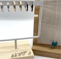 1/10 diamond hoops set of 3. Heart pendant