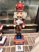 Nutcracker(Den)