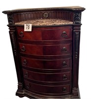 Chest Of Drawers(BR)