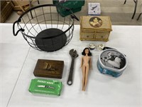 Group of Mixed Vintage Items